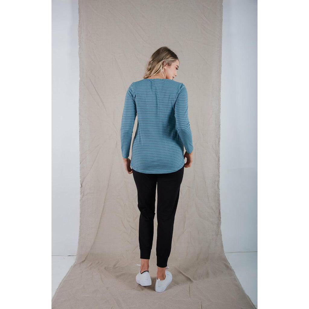 The Long Sleeve Curve Hem Top - Willow and Vine